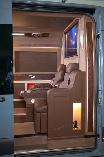 Mercedes Sprinter 9+1 küçük görsel 1